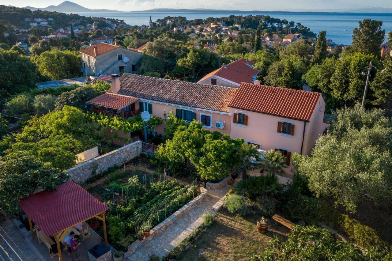 Vacation House Orange Veli Lošinj Exterior foto