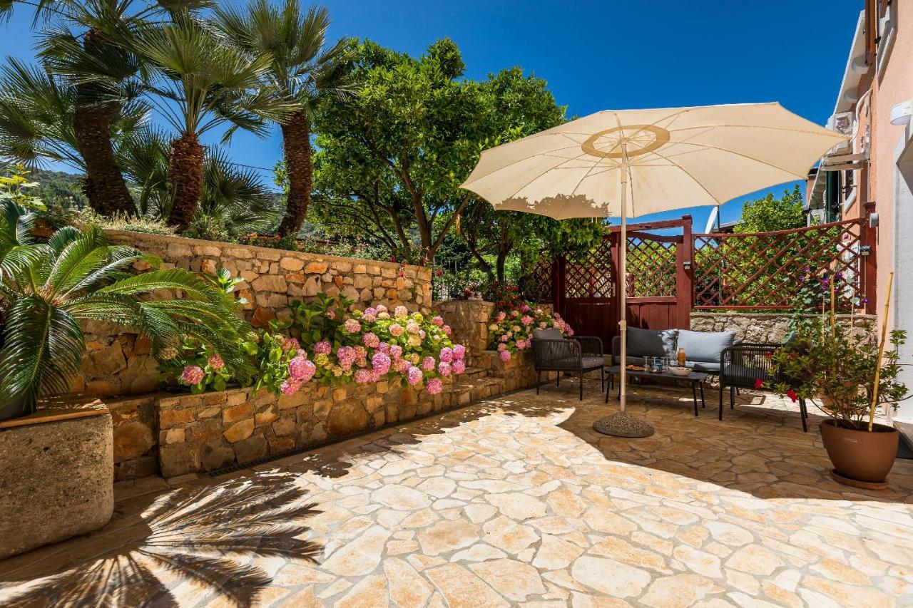 Vacation House Orange Veli Lošinj Exterior foto